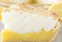 Classic Lemon Meringue Pie Recipe with Fluffy Meringue