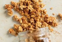 Homemade Peanut Butter Granola: Crunchy Oven-Baked Recipe
