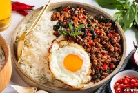 Pad Kra Pao: Thai Basil Pork Recipe