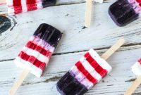 Patriotic Smoothie Popsicles for the Fourth of July