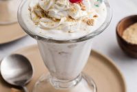 Cheesecake Milkshakes: Recipe and Topping Ideas