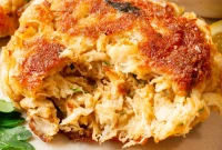 Crispy Gluten Free Crab Cakes Recipe with Lemon Dill Sauce