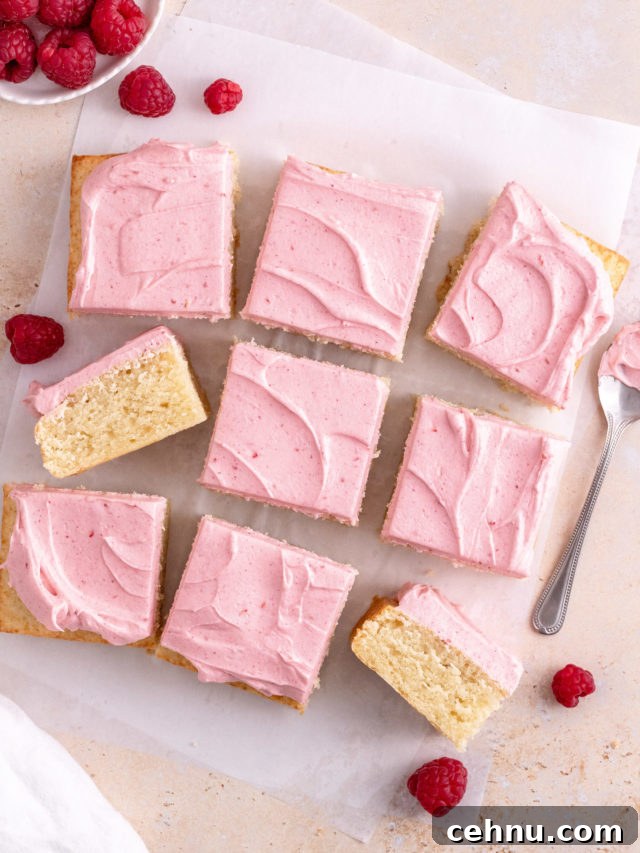 Easter Dessert Recipes to Delight Your Guests 17 Almond-Raspberry-Cake-8