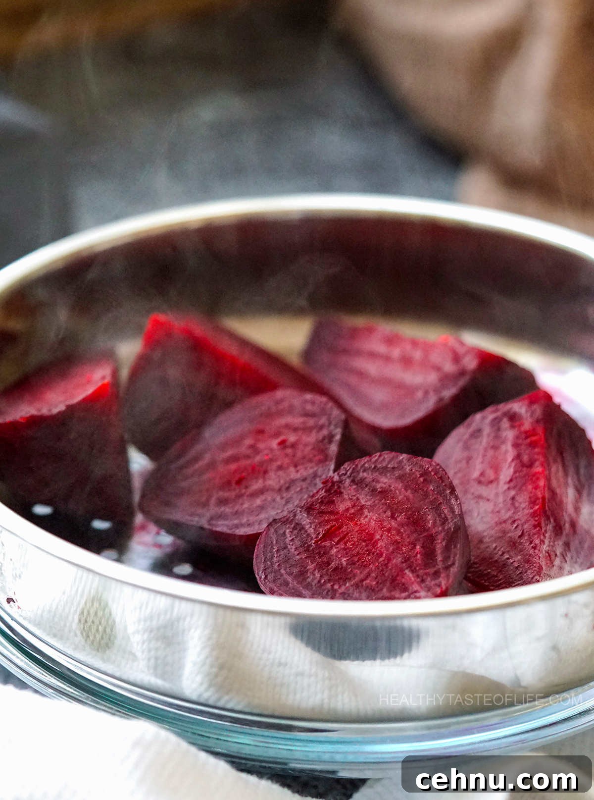 Steaming the beets (peeled and quartered).