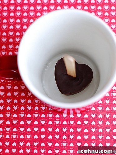 Hot Chocolate on a Stick (Hearts)