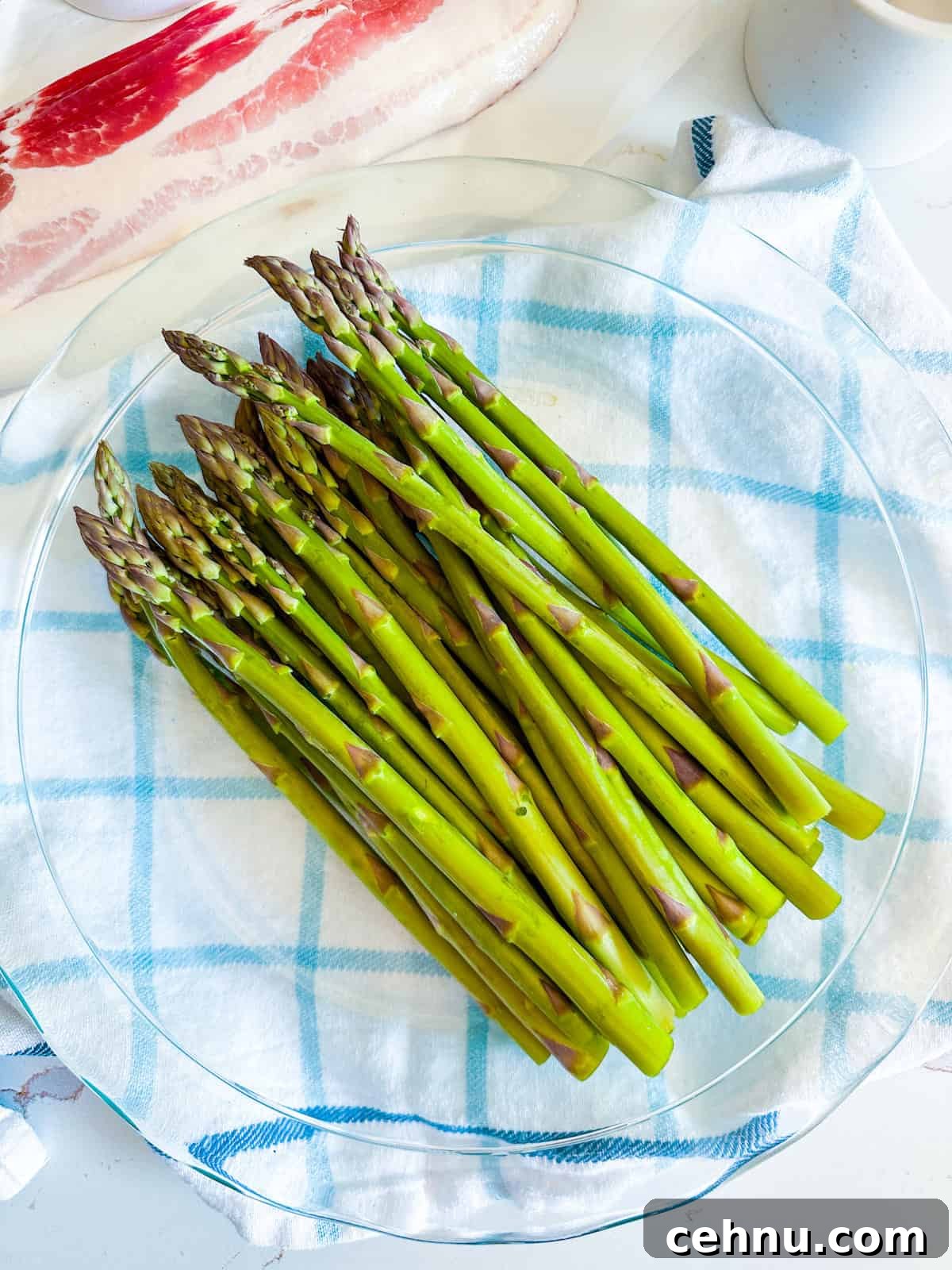 A bundle of washed and dried asparagus.