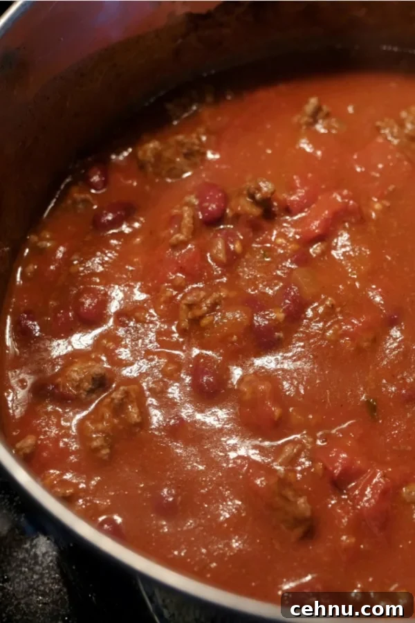 Classic Chili Con Carne Recipe with Beef and Beans 4 chili in pot