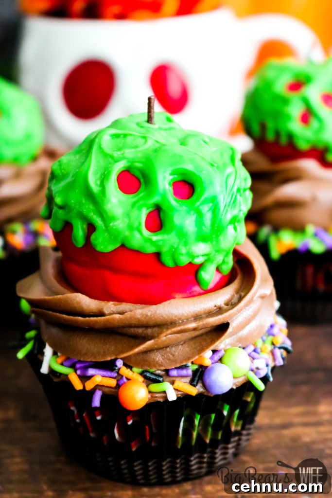 Poison Apple Cupcakes - These wicked Poison Apple Cupcakes won't put your friends or family into a deep sleep but they will put a huge smile on their faces!