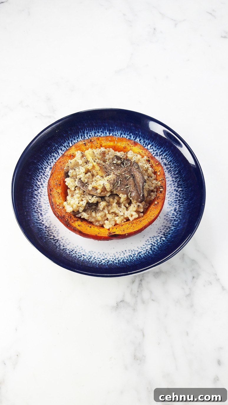 Roasted Pumpkin and Mushroom Bowls with Brown Rice 5 Sautéed mushrooms for stuffing pumpkins