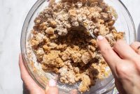 Bakery-Style Fruit Crumble Recipe