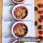 Mixed Berry Oatmeal Crumbles
