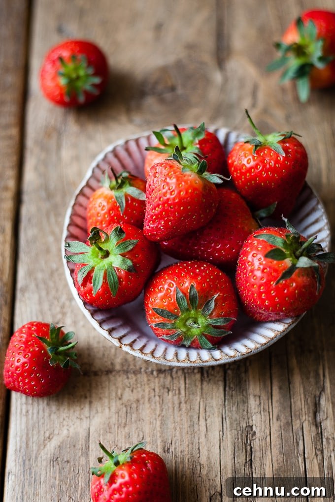 Fresh strawberries in a bowl for making cake.